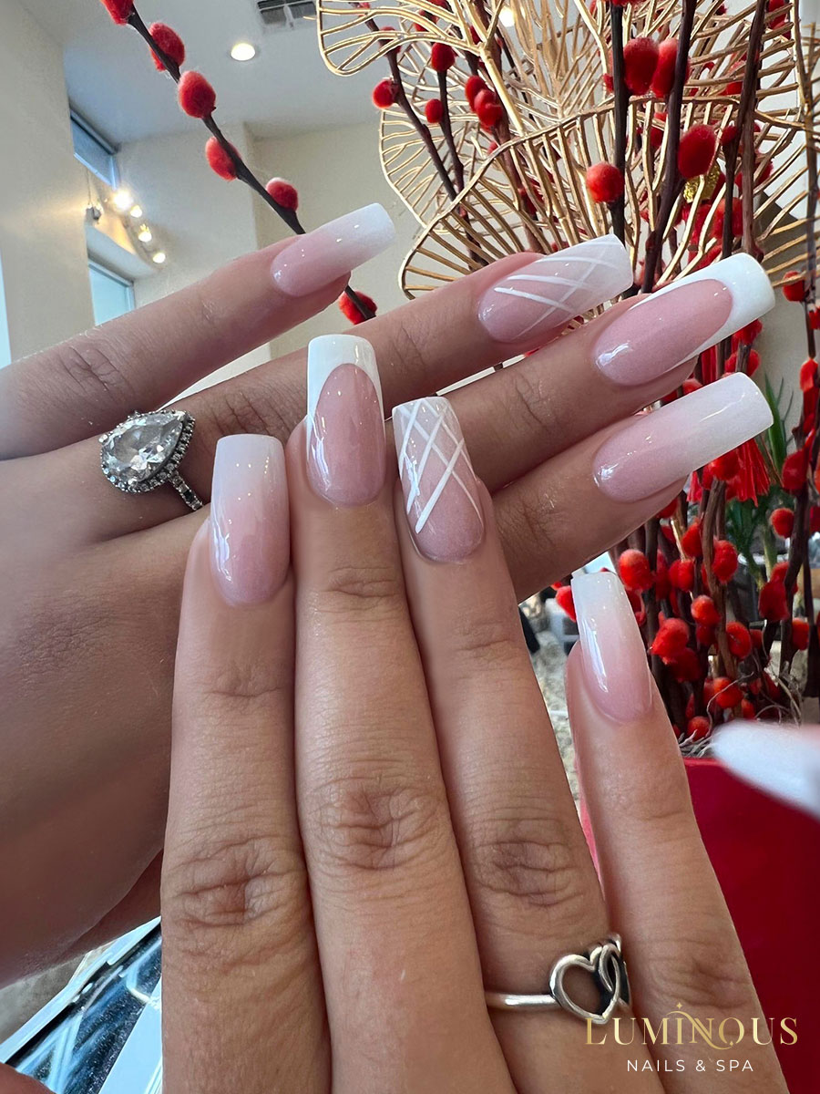 Luminous Nails & Spa